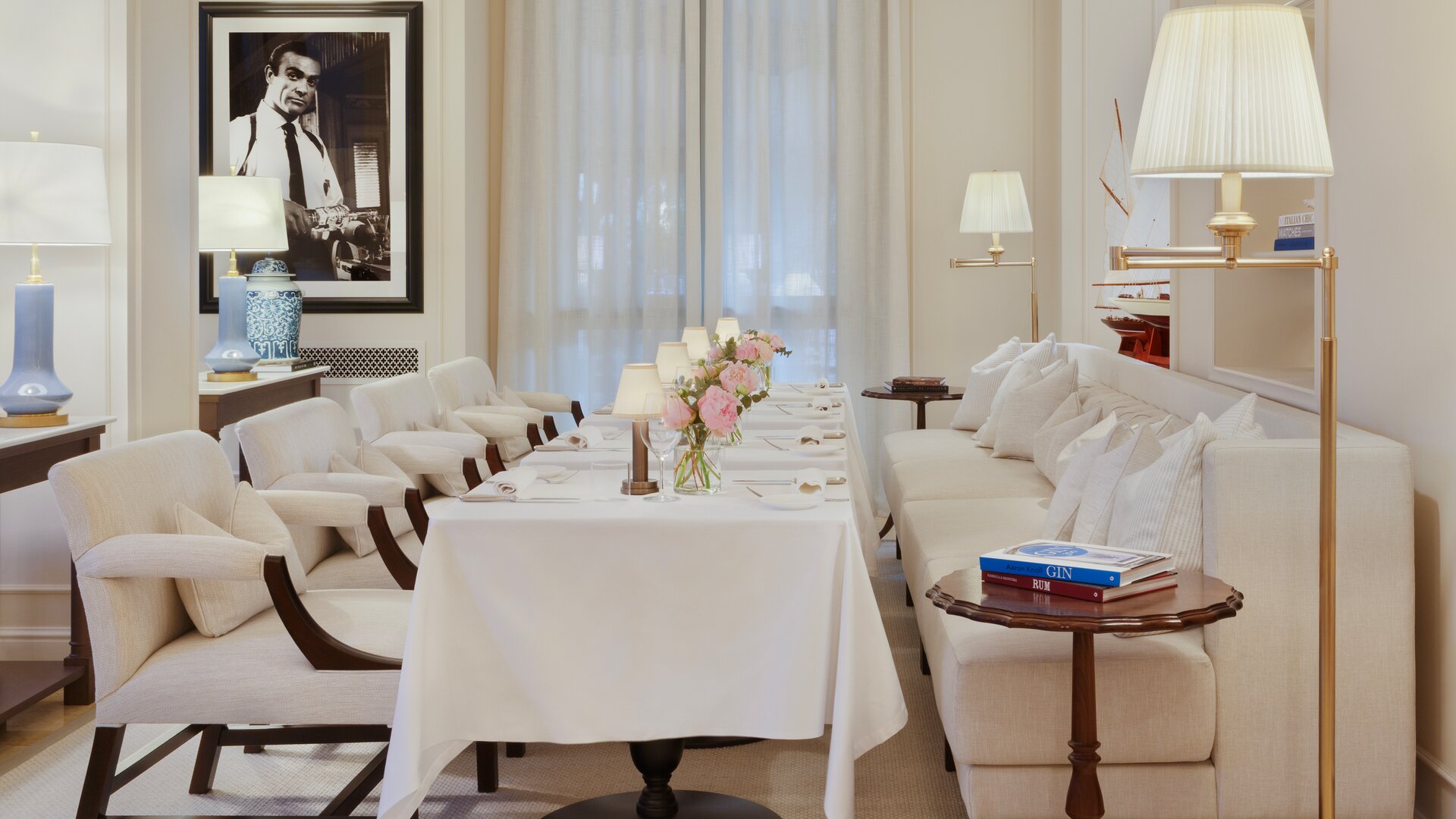 L'Olivo Restaurant Dining Table for Large Party