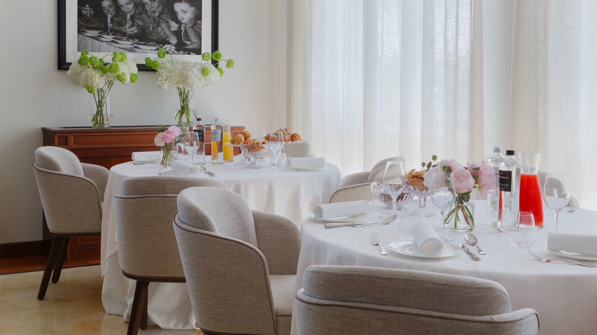 Breakfast Tables