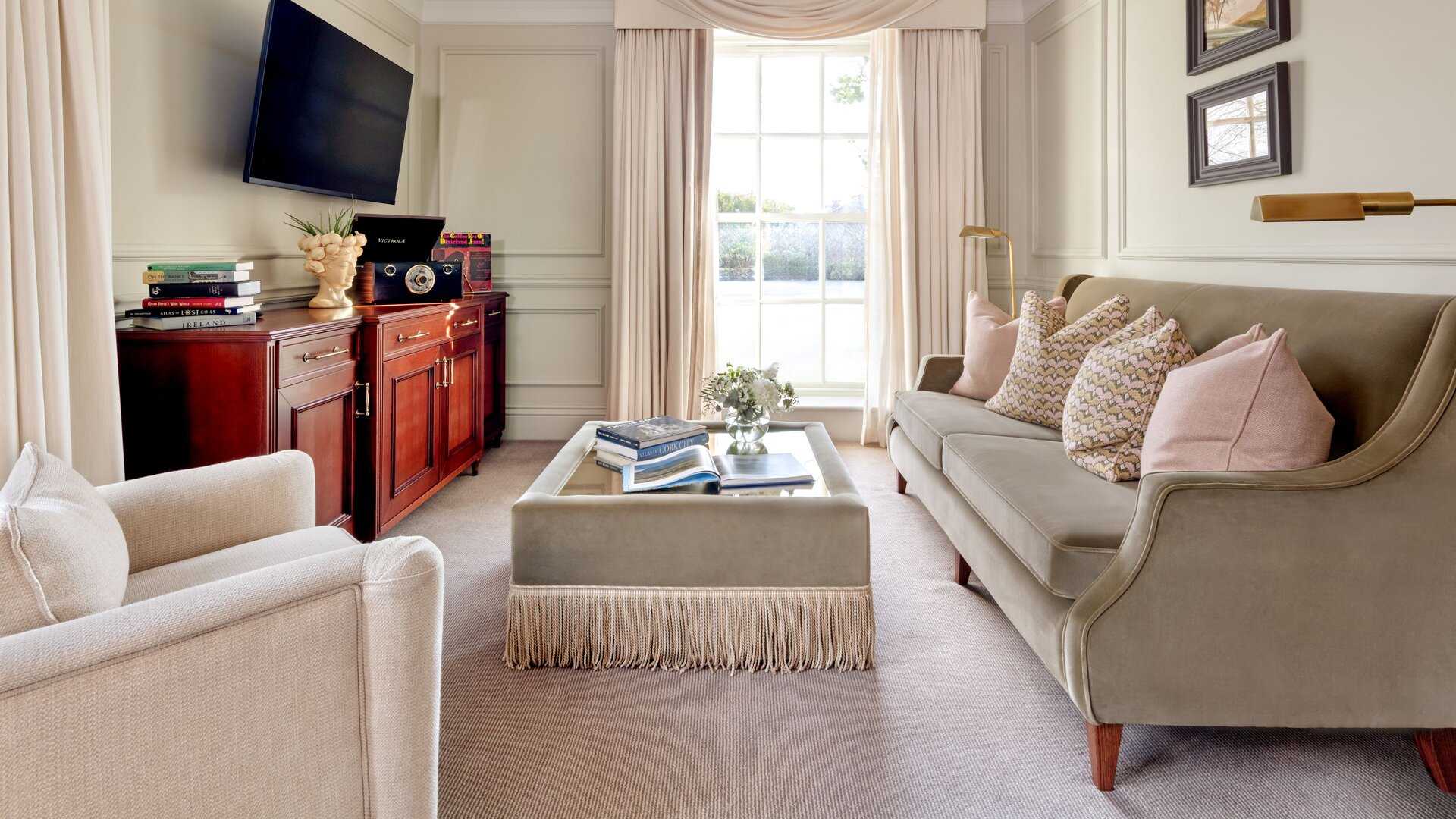 Shandon Suite Living Area