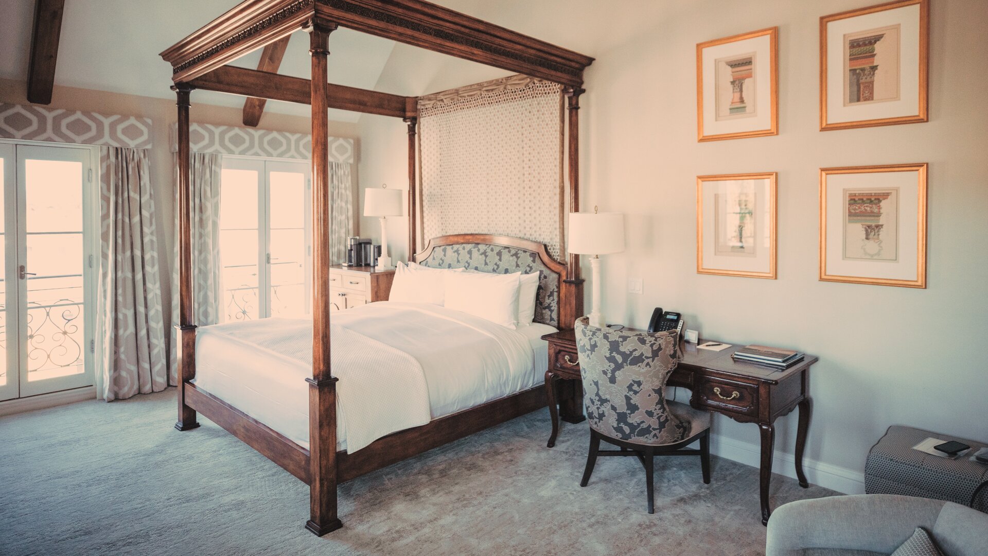 Grand King Guestroom Bed