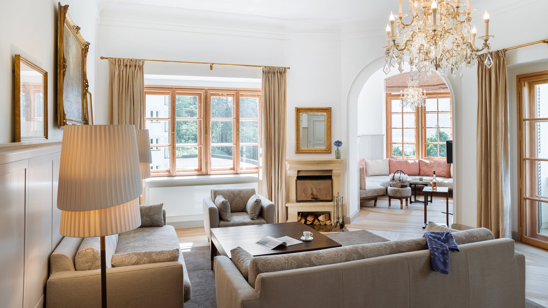 Castle Suite Livingroom