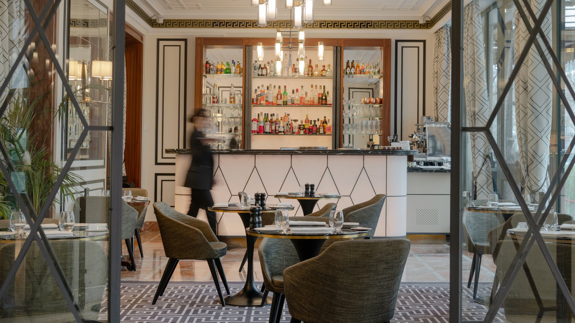 The 1807 Bar