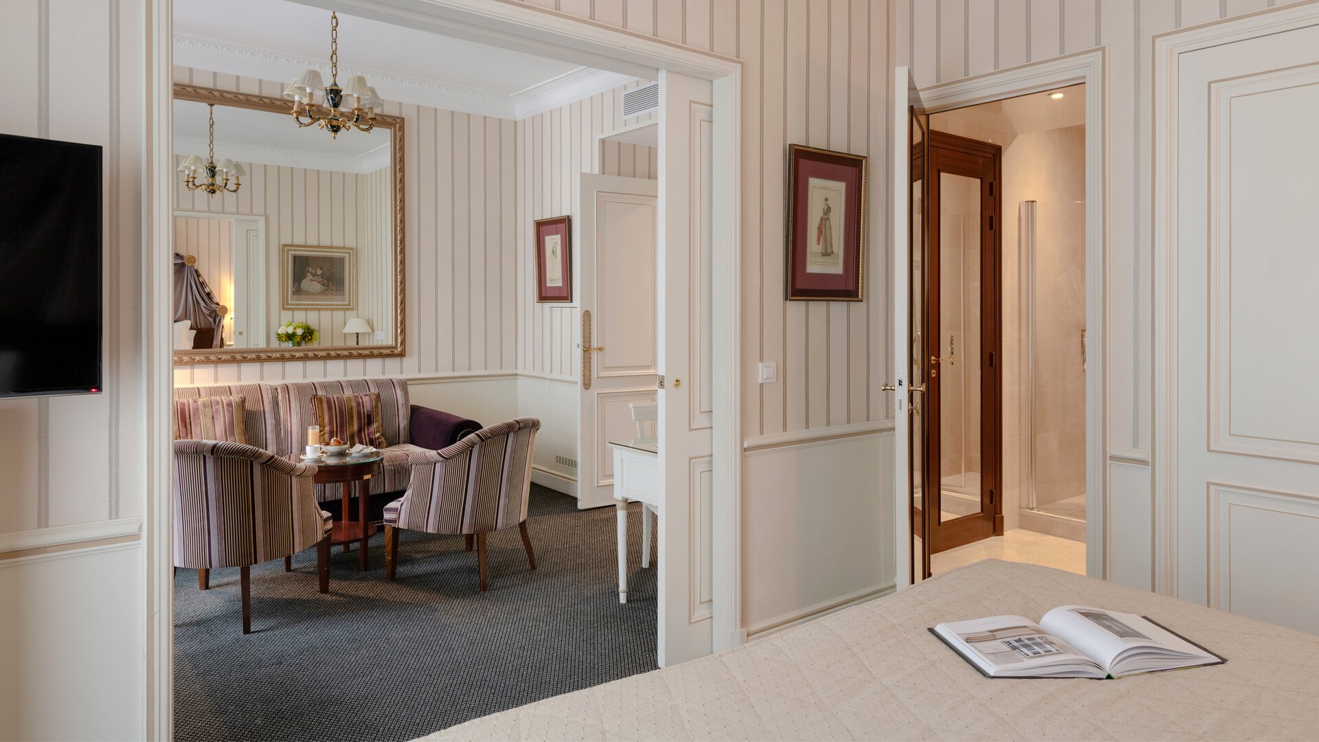 Hotel Napoleon Paris | Suite View to Livingroom