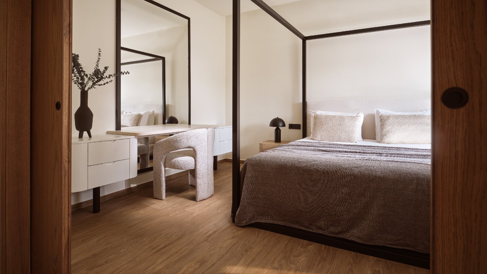 Junior Suite Bedroom