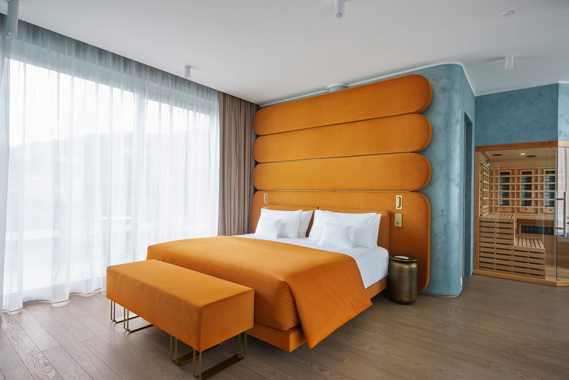 Signature Peacock Suite Bedroom