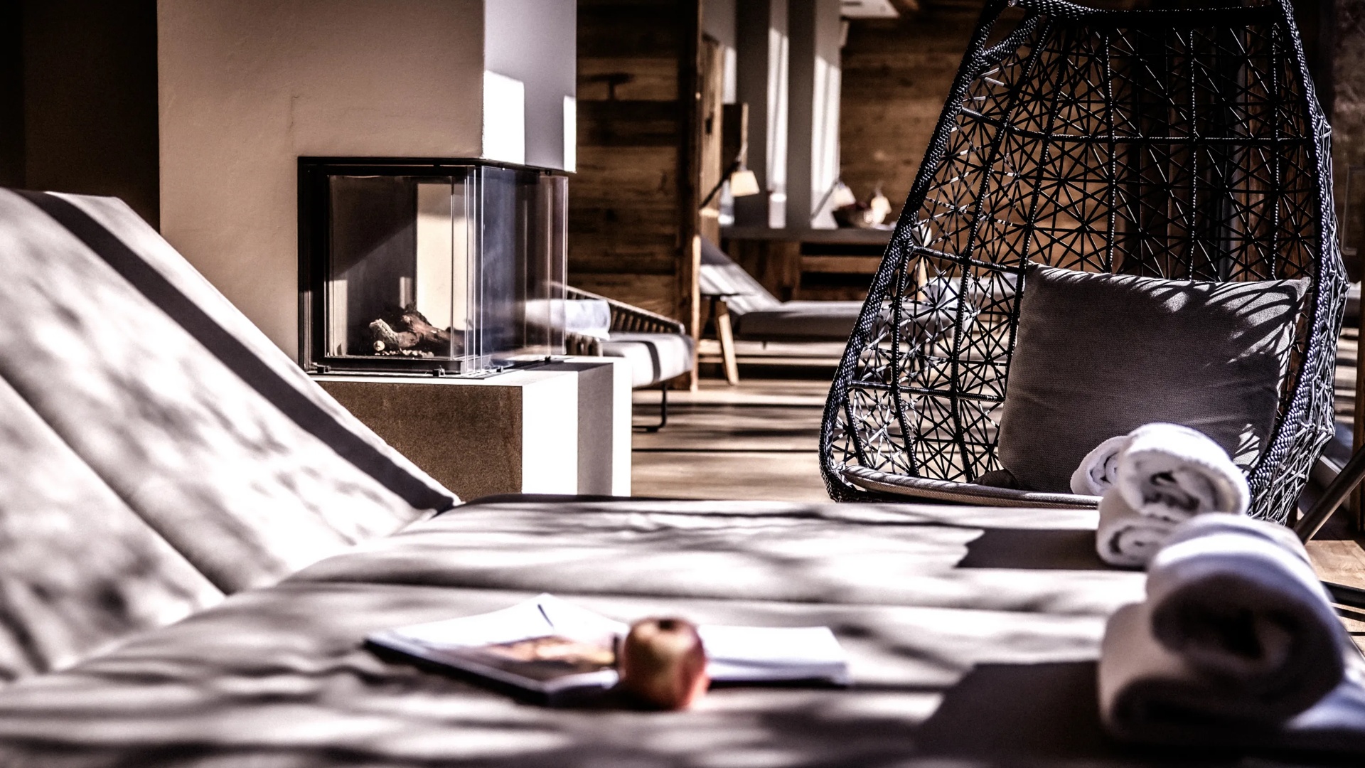 Kitz Spa Lounge with Fireplace