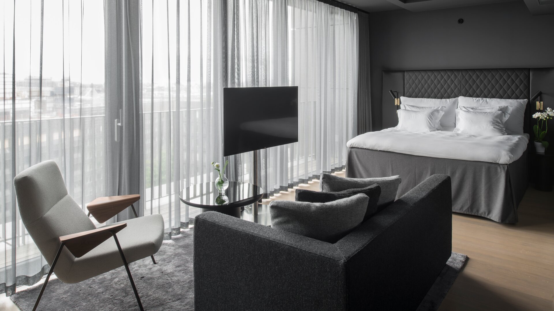 Junior Suite Overview