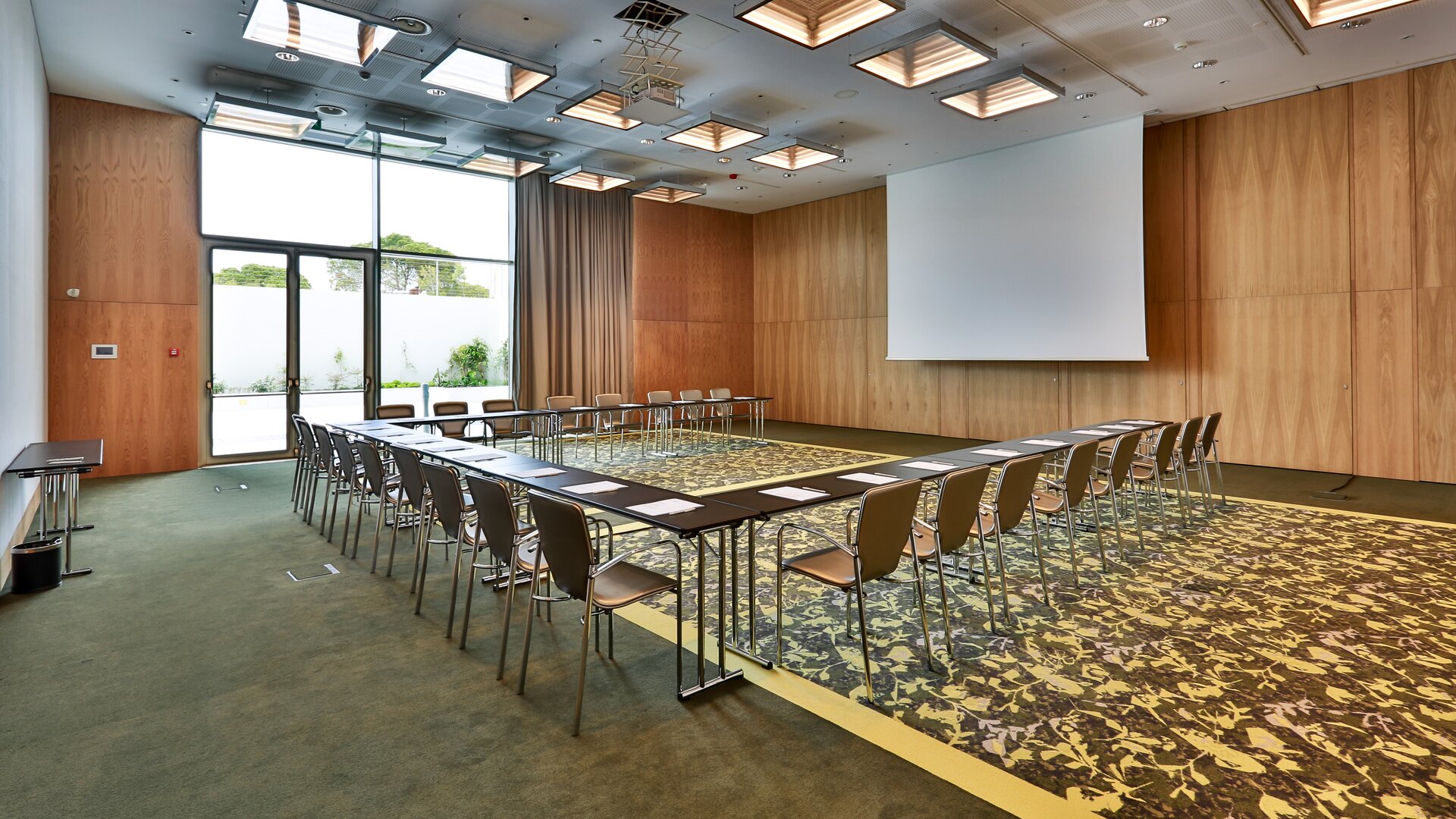 Pacific Event Space Combination Rooms 4 & 5 with U-Shape Seating