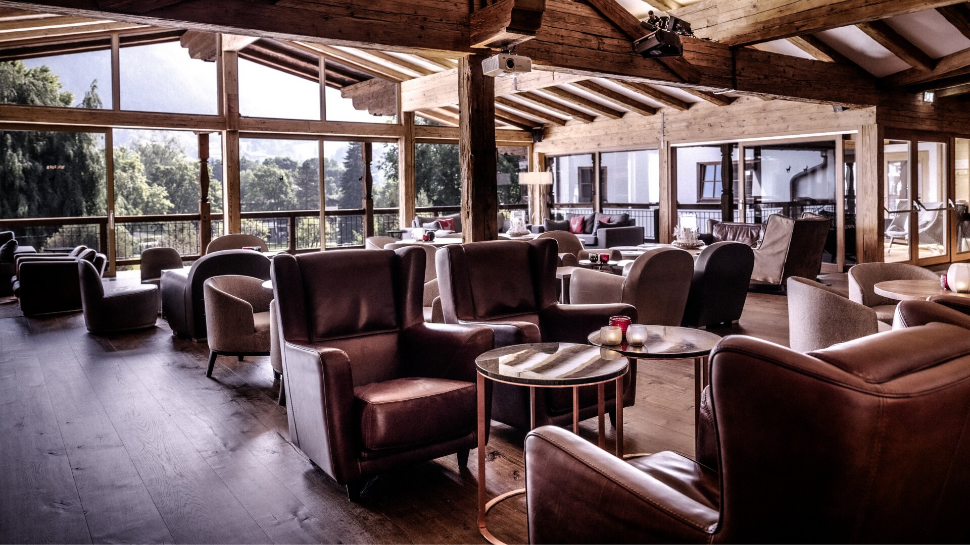 Kitz Lounge Overview