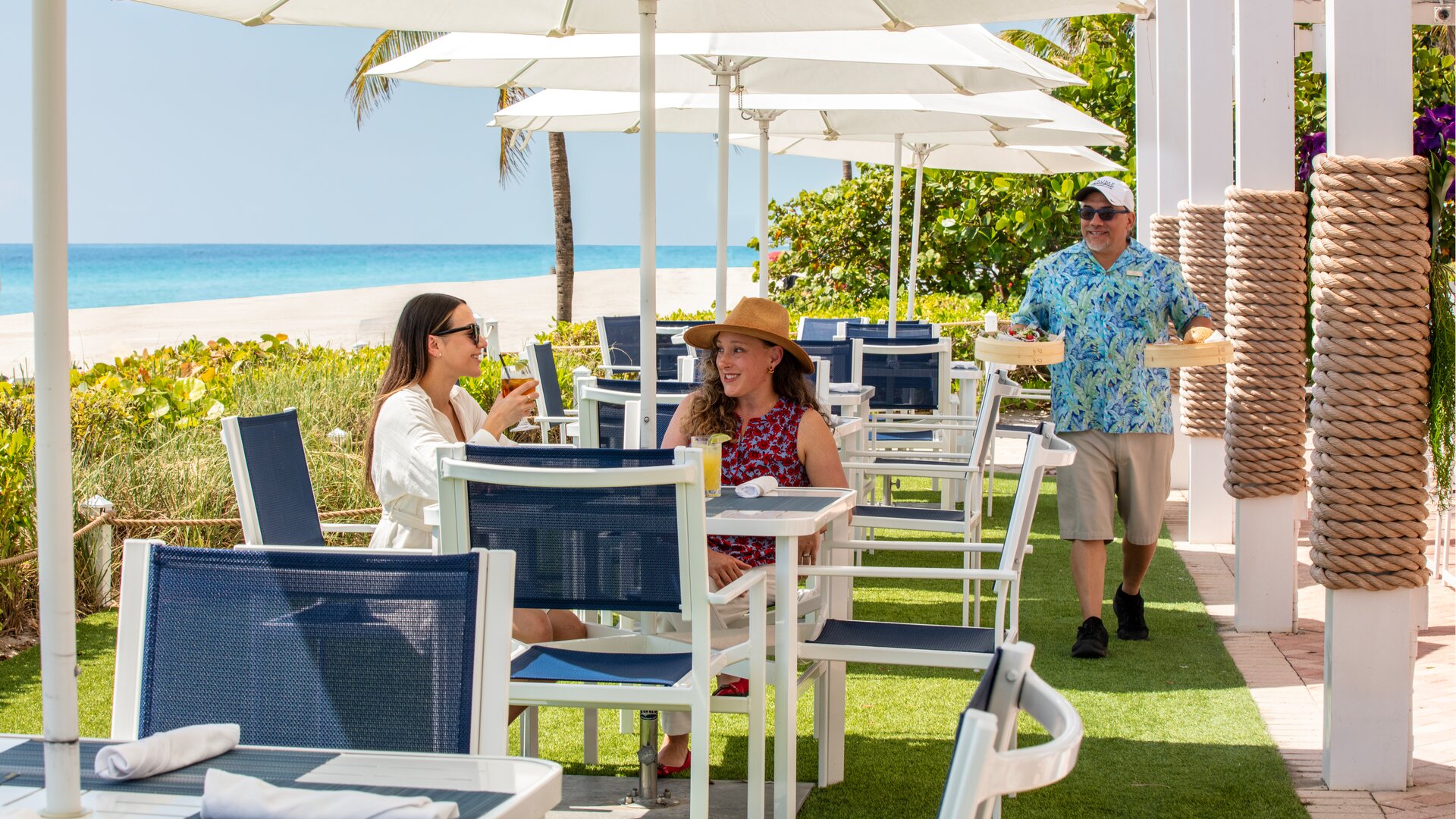 Gili's Beach Club Restaurant