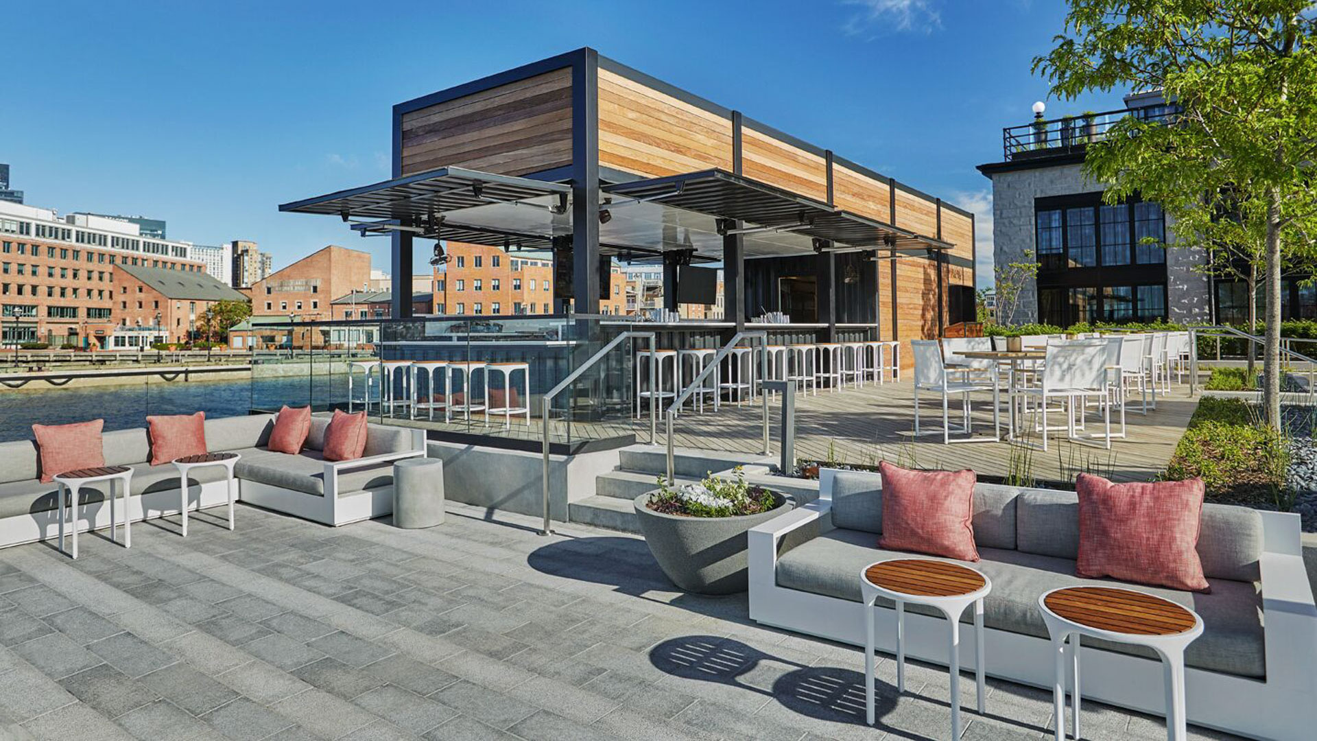 The Pool Bar and Grill Restaurant Overview