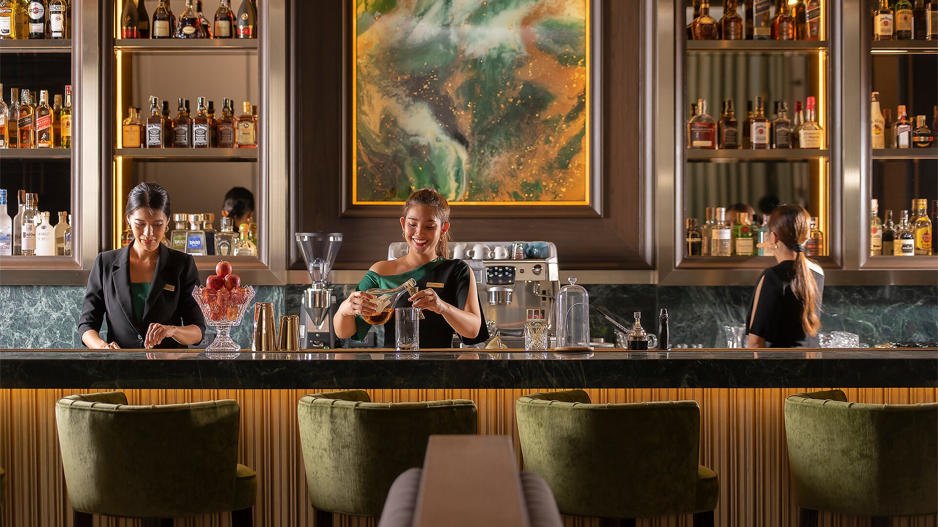 Rendezvous Bar