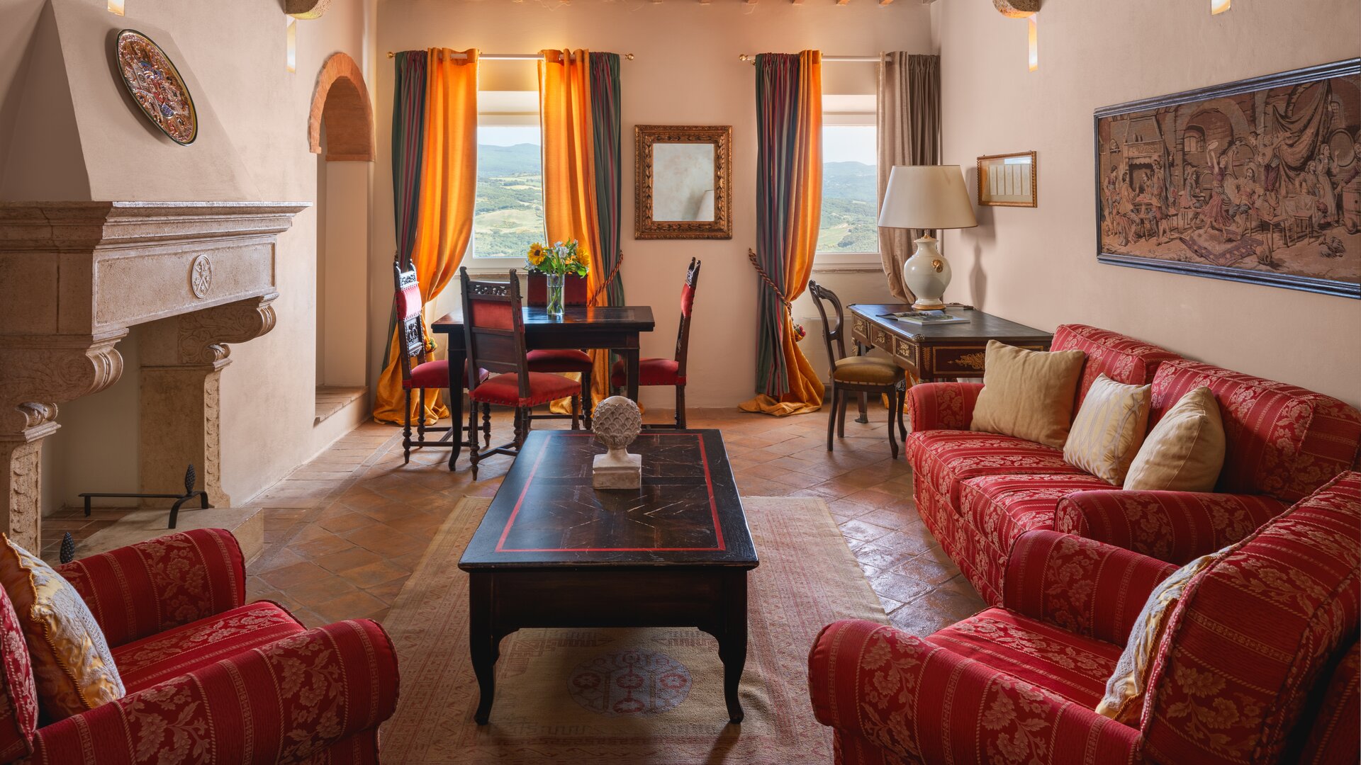 Grand Suite Living Space