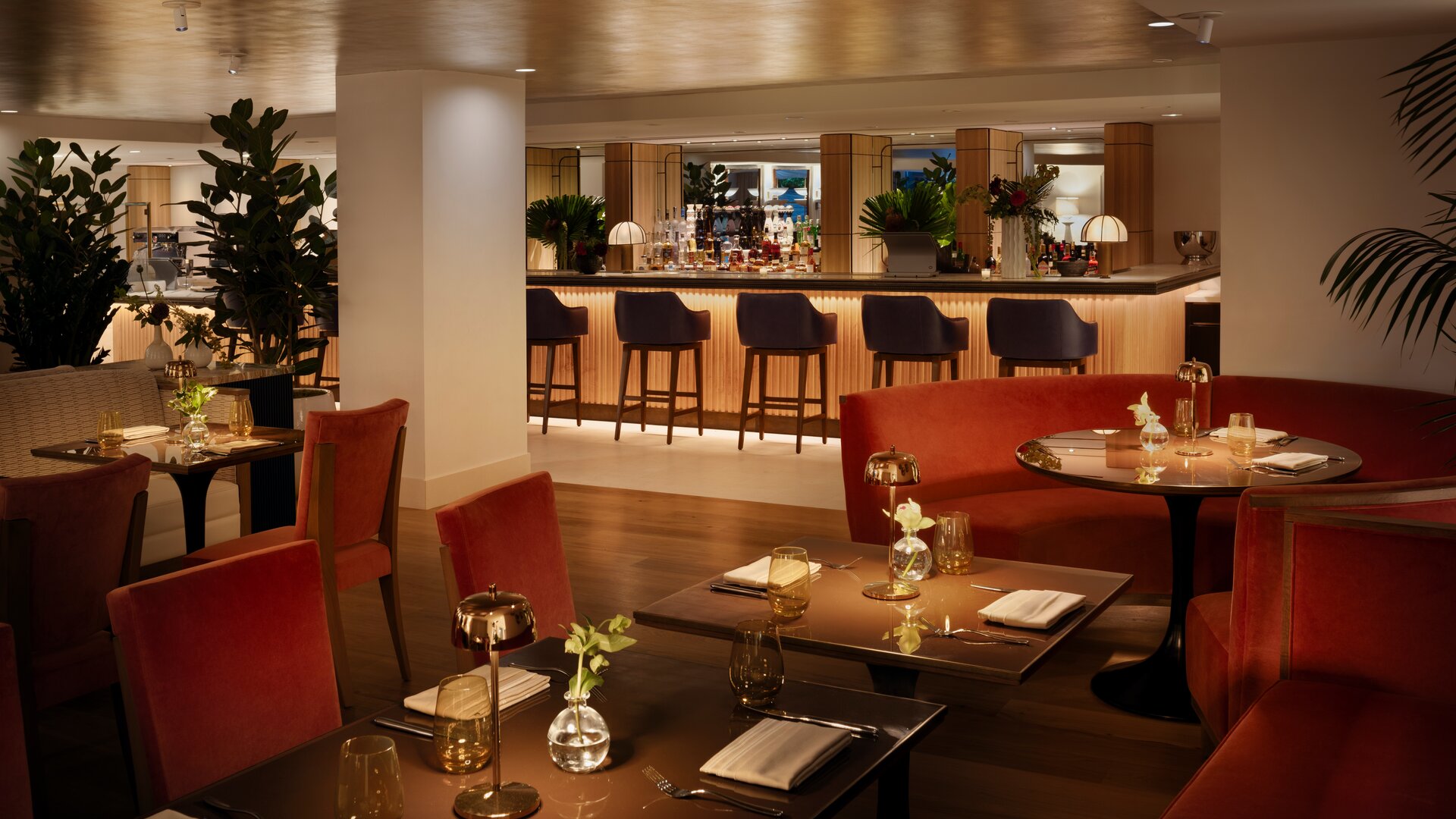 Costa Covo Osteria Restaurant Dining Near Bar Area