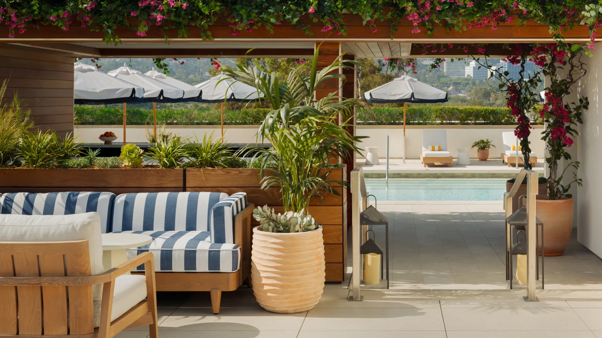 Poza Rooftop Restaurant with Entrance to Pool
