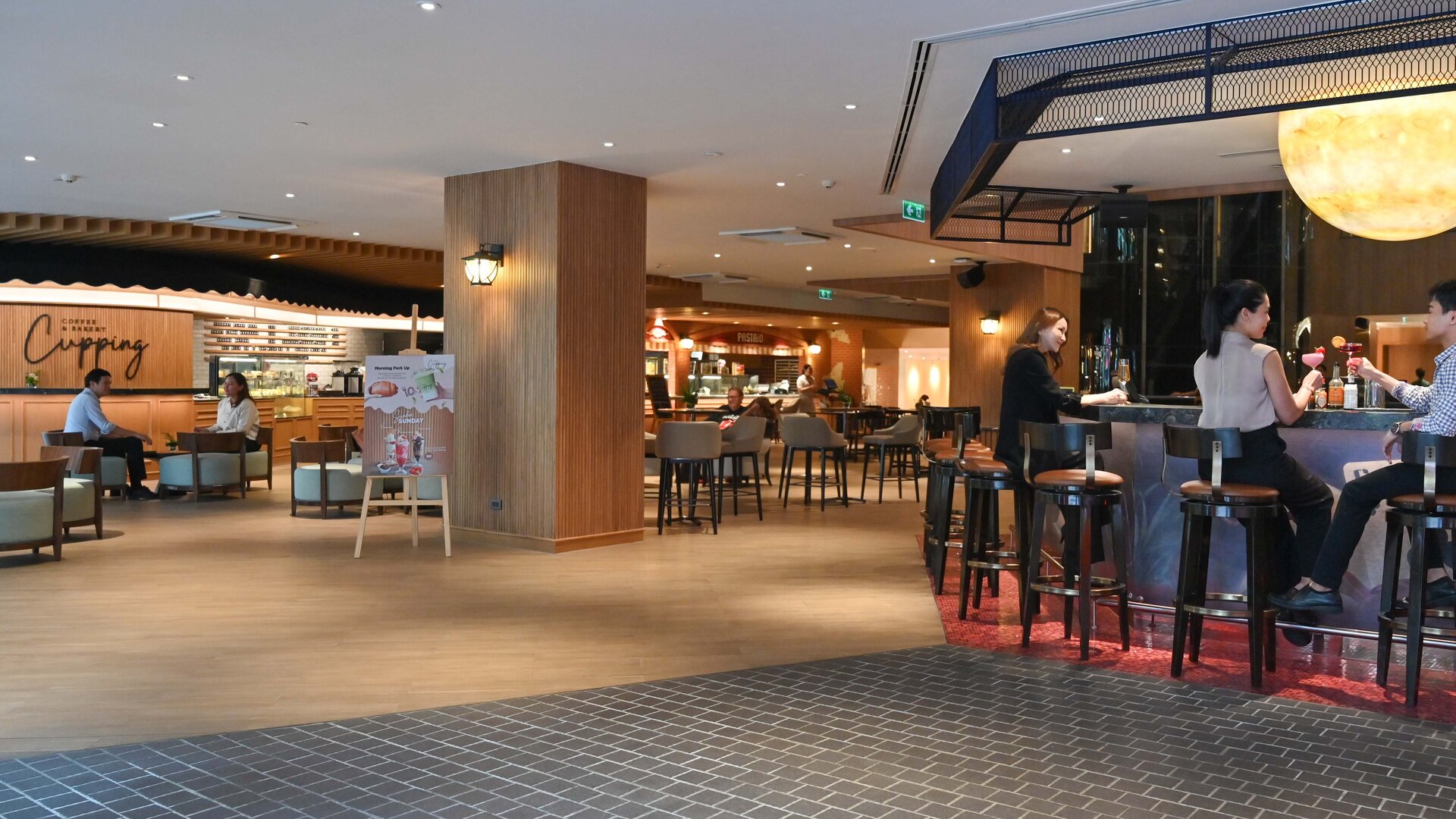 Food Court