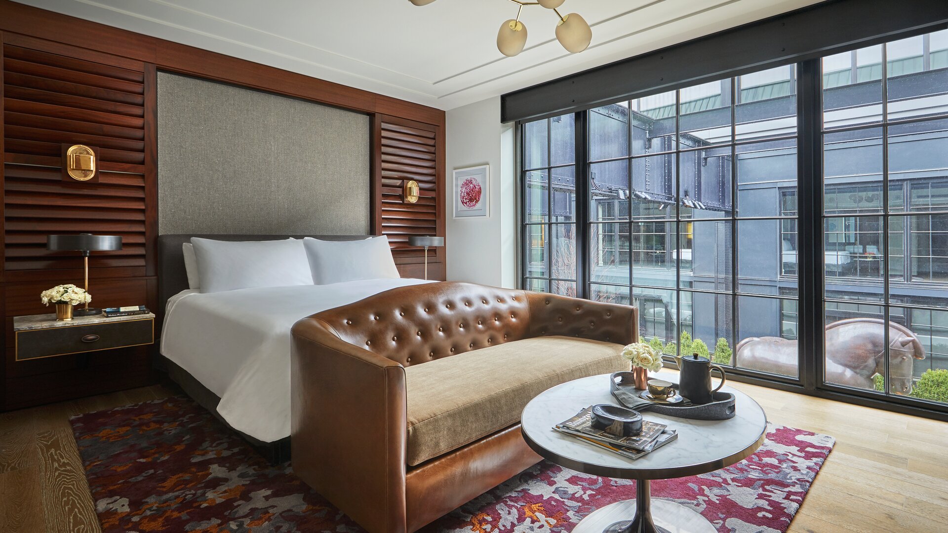 Deluxe Courtyard King Guestroom