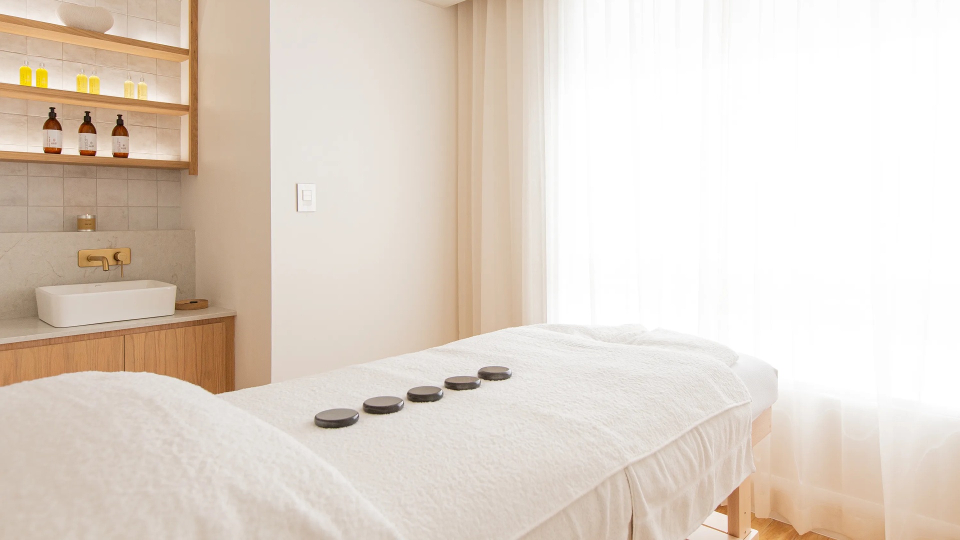 Cove Wellness Spa Treatment Room