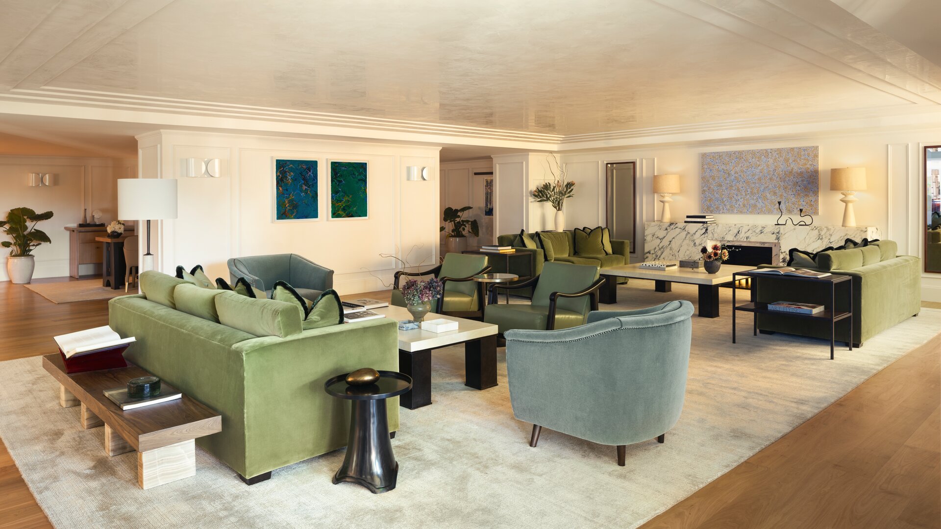 Alcova Lobby Lounge and Bar Overview