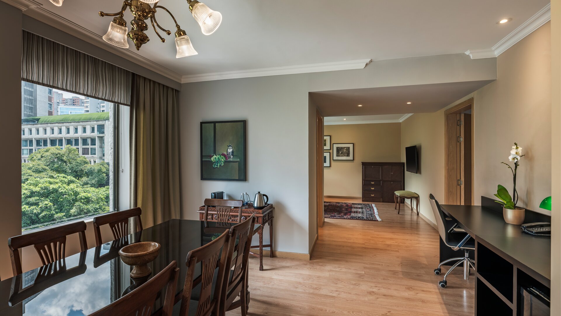 Presidential Suite Overview