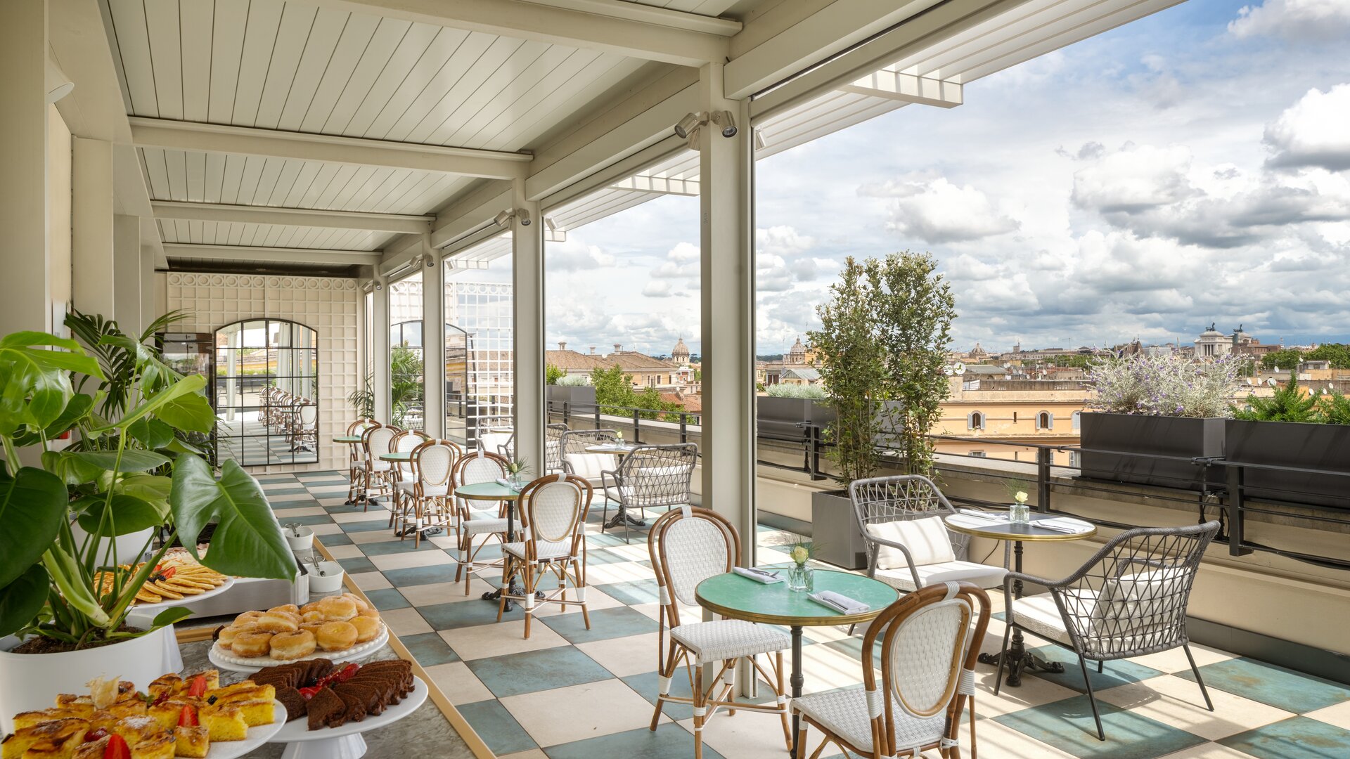Vista Trastevere Rooftop Restaurant Breakfast Setup