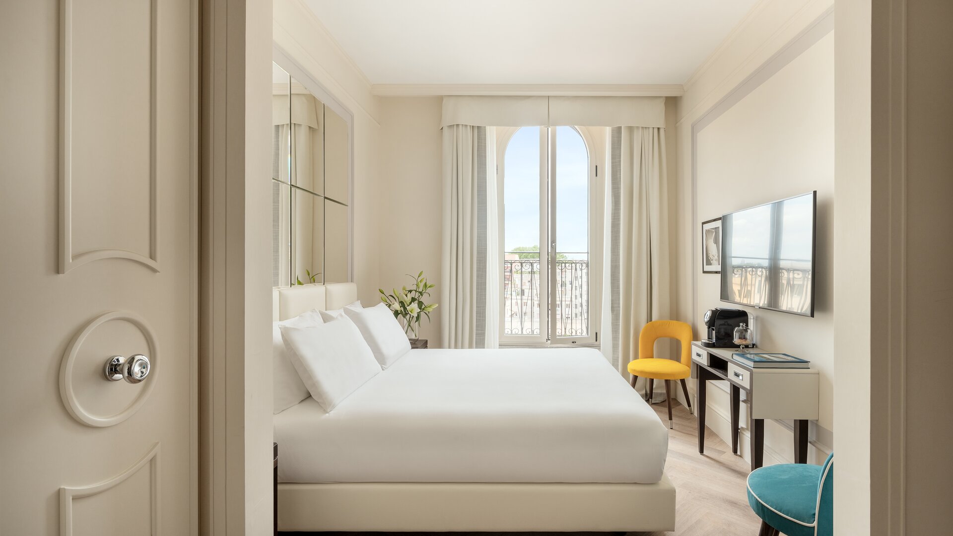 Deluxe Guestroom
