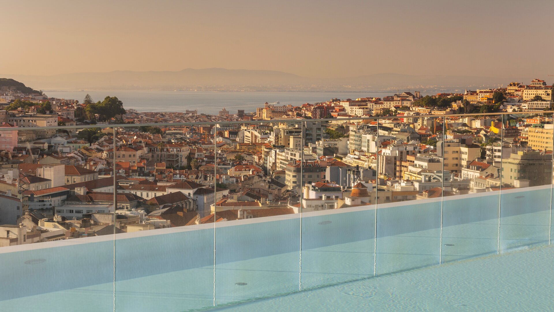 Rooftop Pool Edge