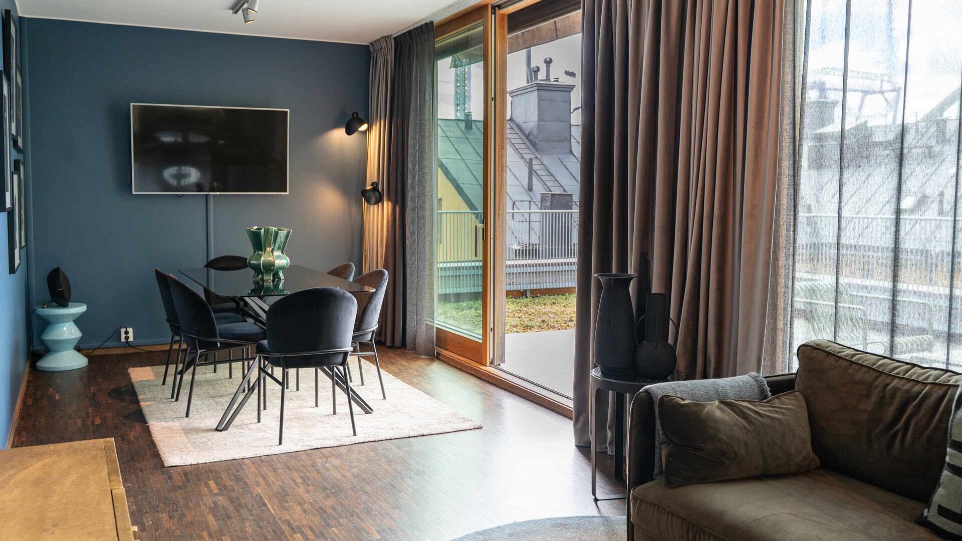 The Roof Suite Dining Area
