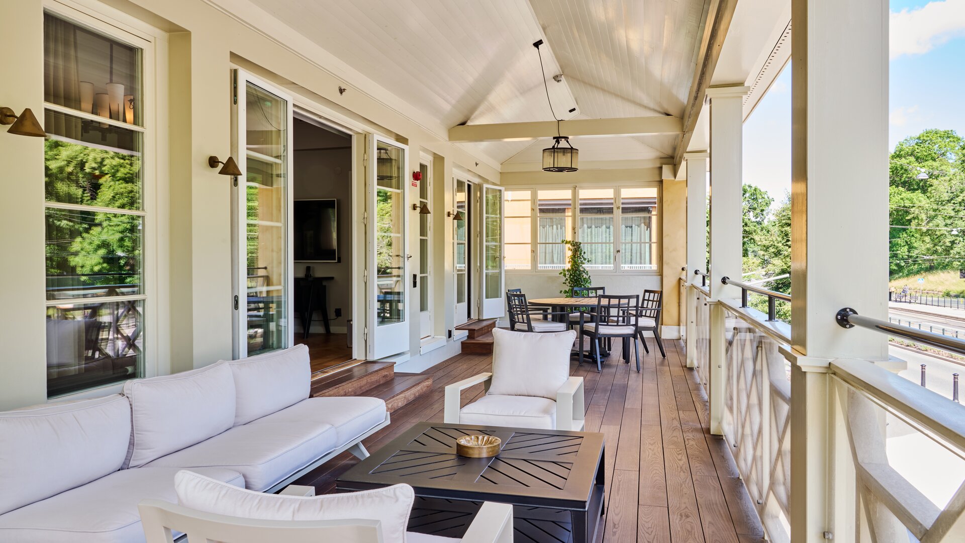 Veranda Suite Private Veranda