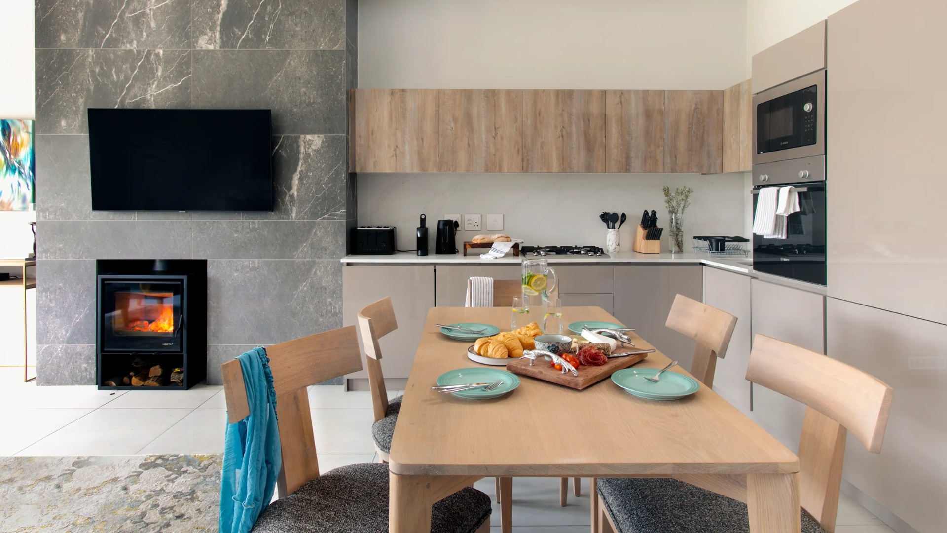 One-bedroom Suite Kitchen