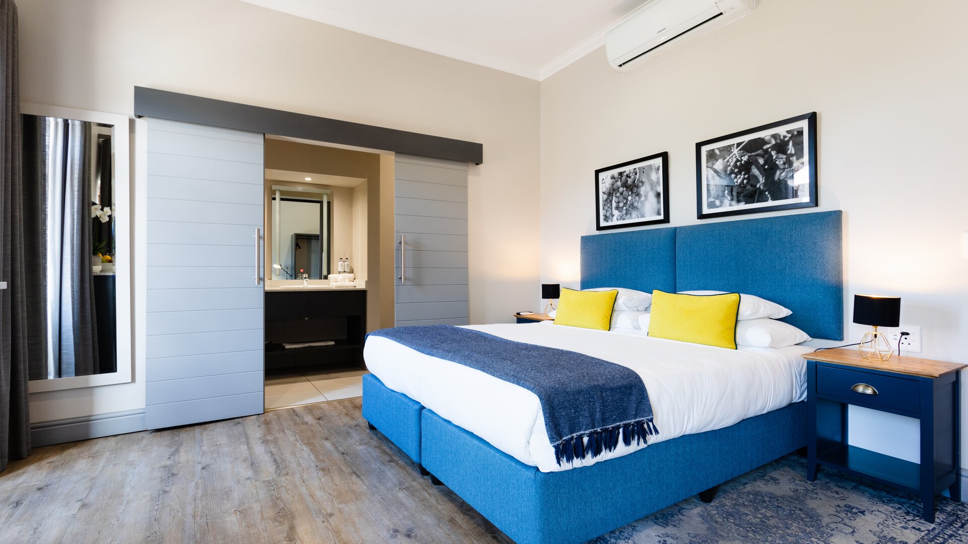 Mountain View Guestroom