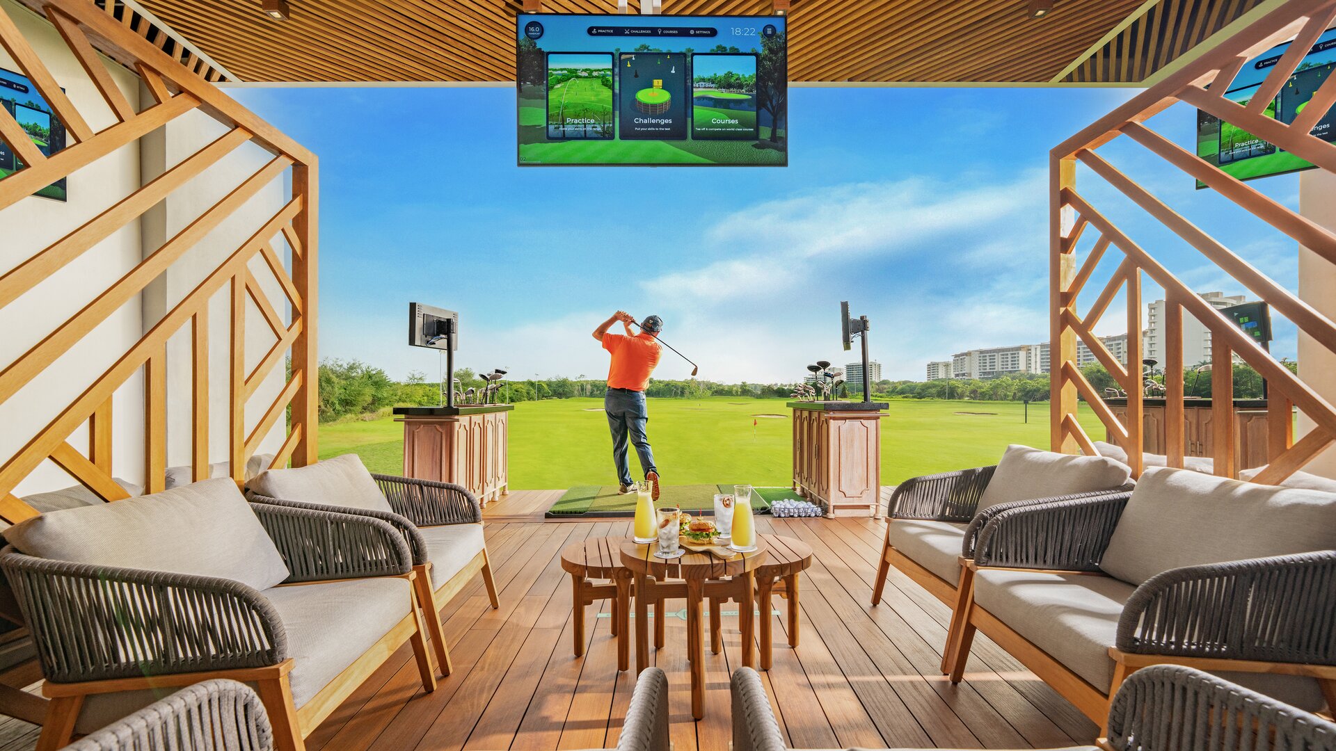 Golf Par Tee and Dining