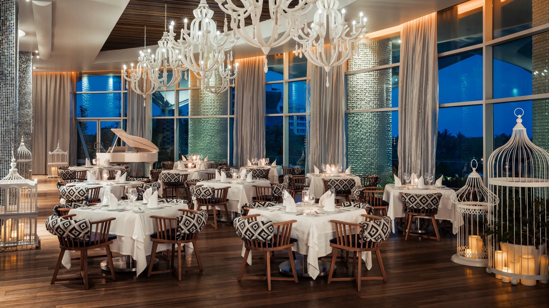 Bistro Bleu Restaurant