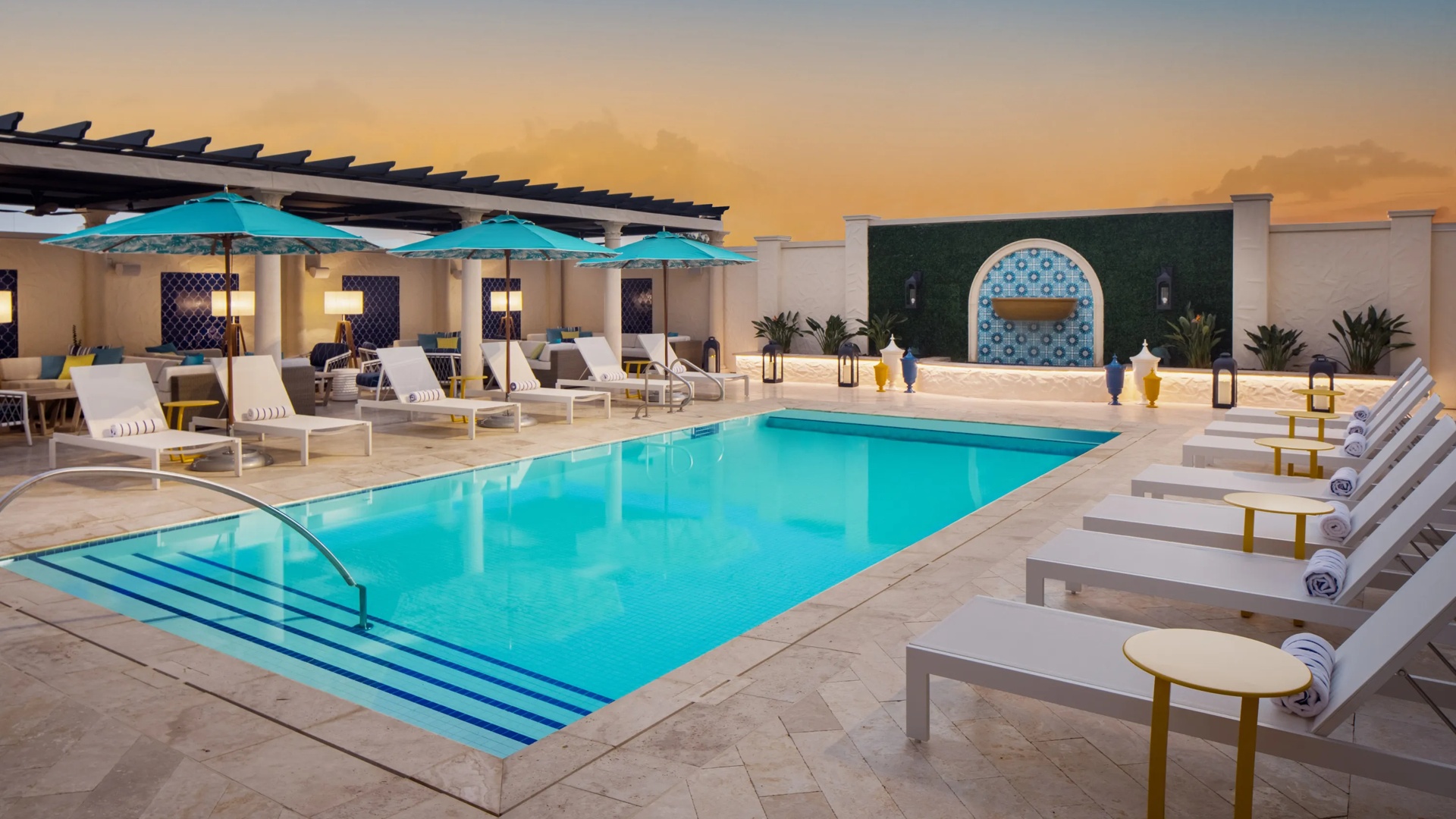 Outdoor Rooftop Pool Overview