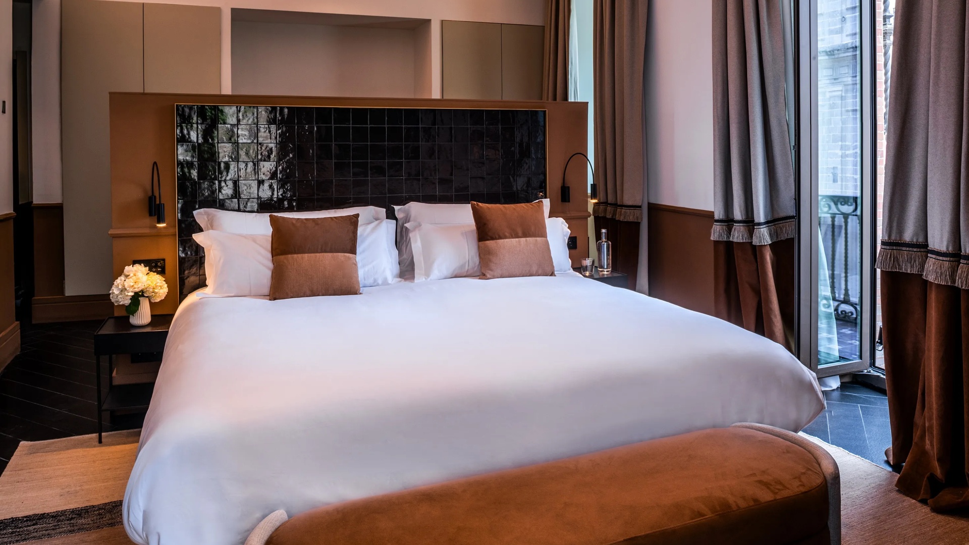 Junior Suite Bedroom