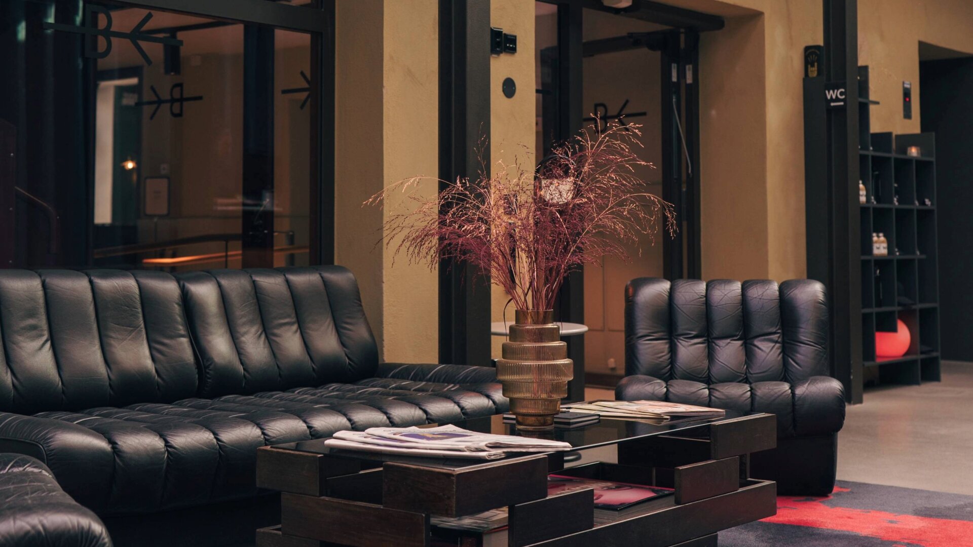 Lobby Lounge Seating