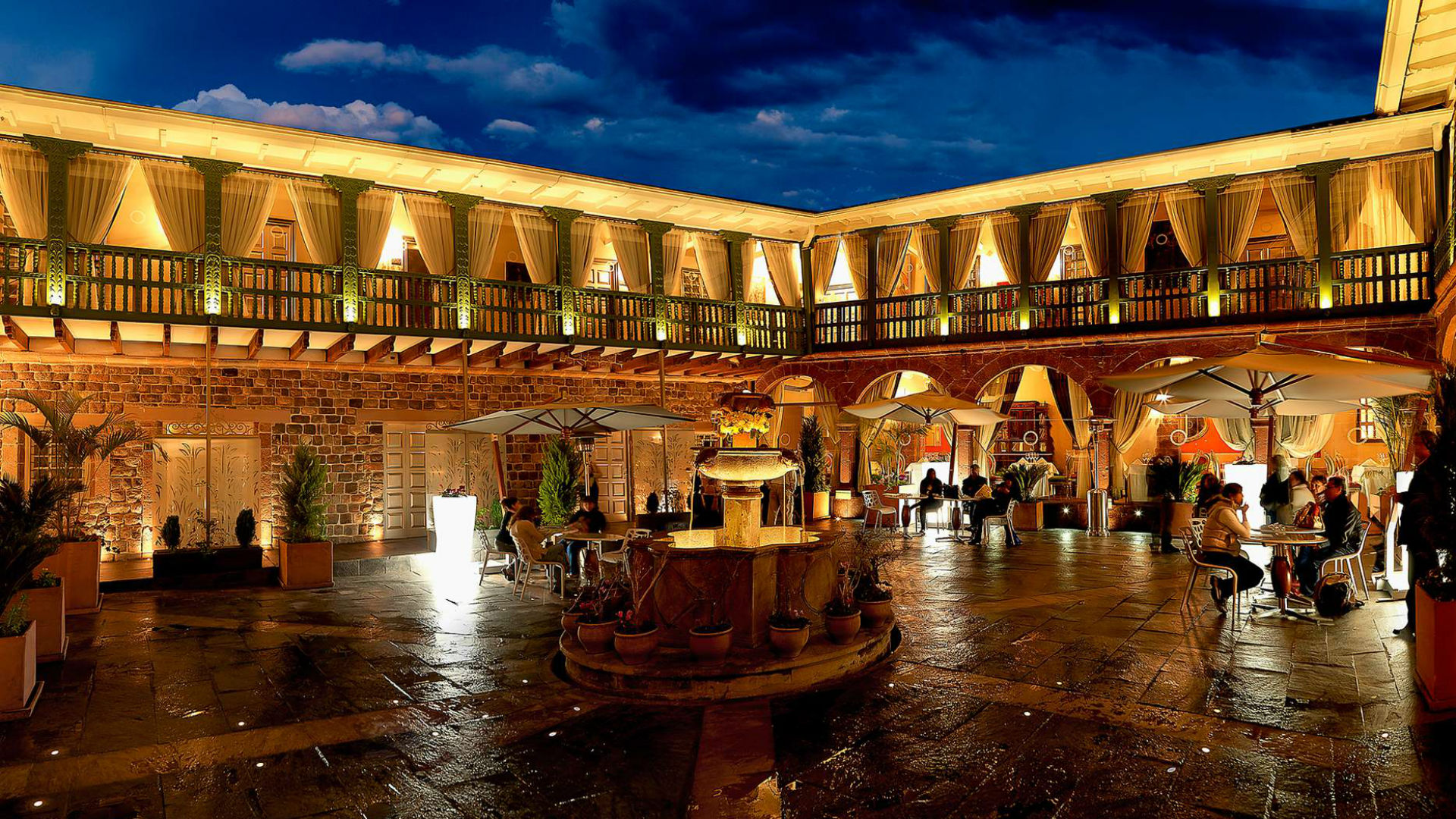 aranwa cusco boutique hotel courtyard