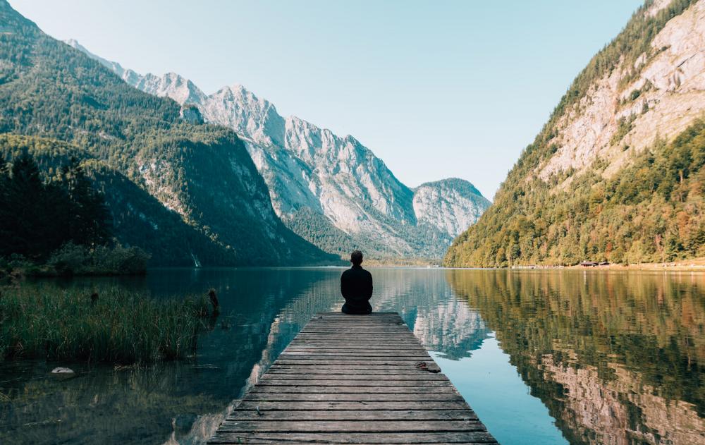 Dock view of mountains from Simon Migaj via Unsplash