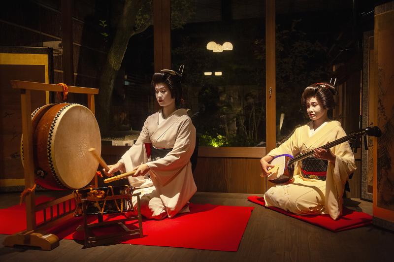 Kanazawa Geisha performance