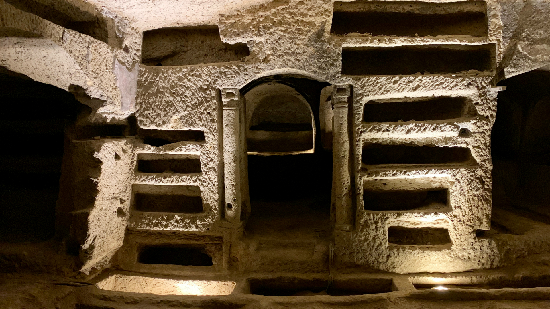 roman catacomb tour