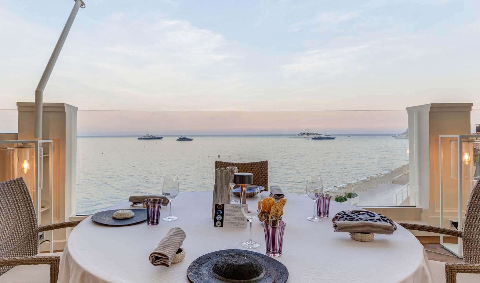 Outdoor Dining at Blue Bay