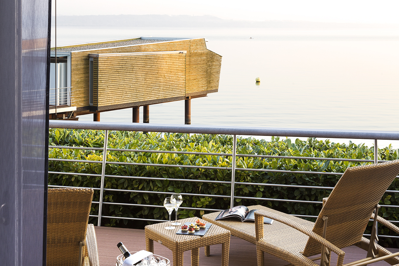 Terrace Lounging Waterside