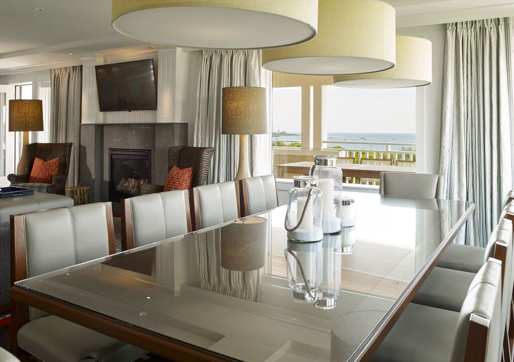 Beach Suite Dining Area with View