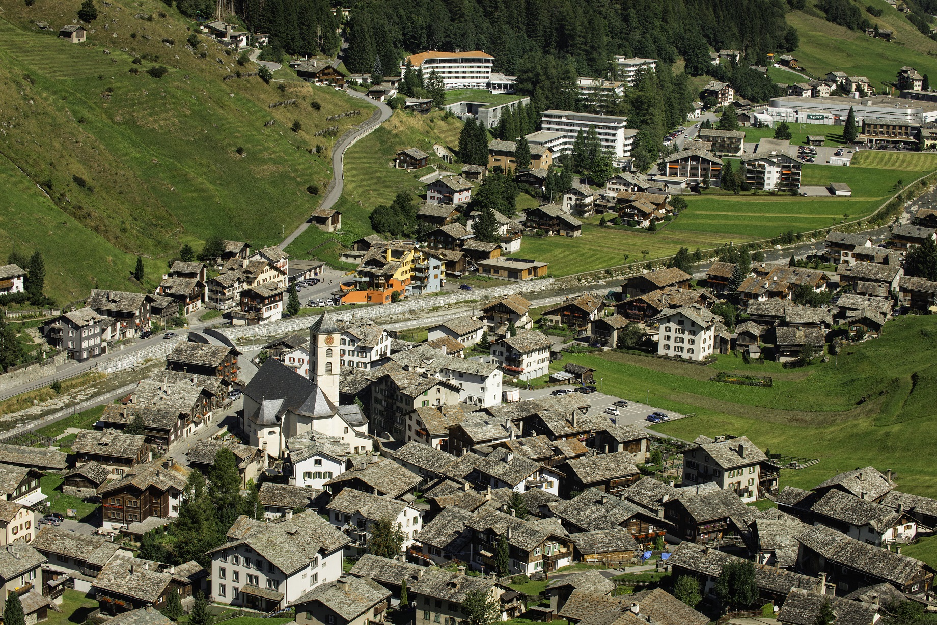 Aerial of 7132 Hotel