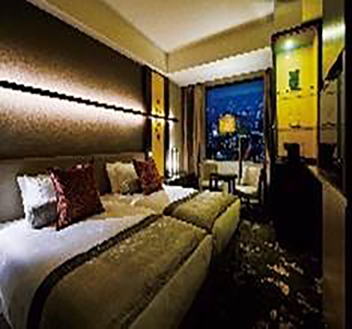 Double Beds Guest Room