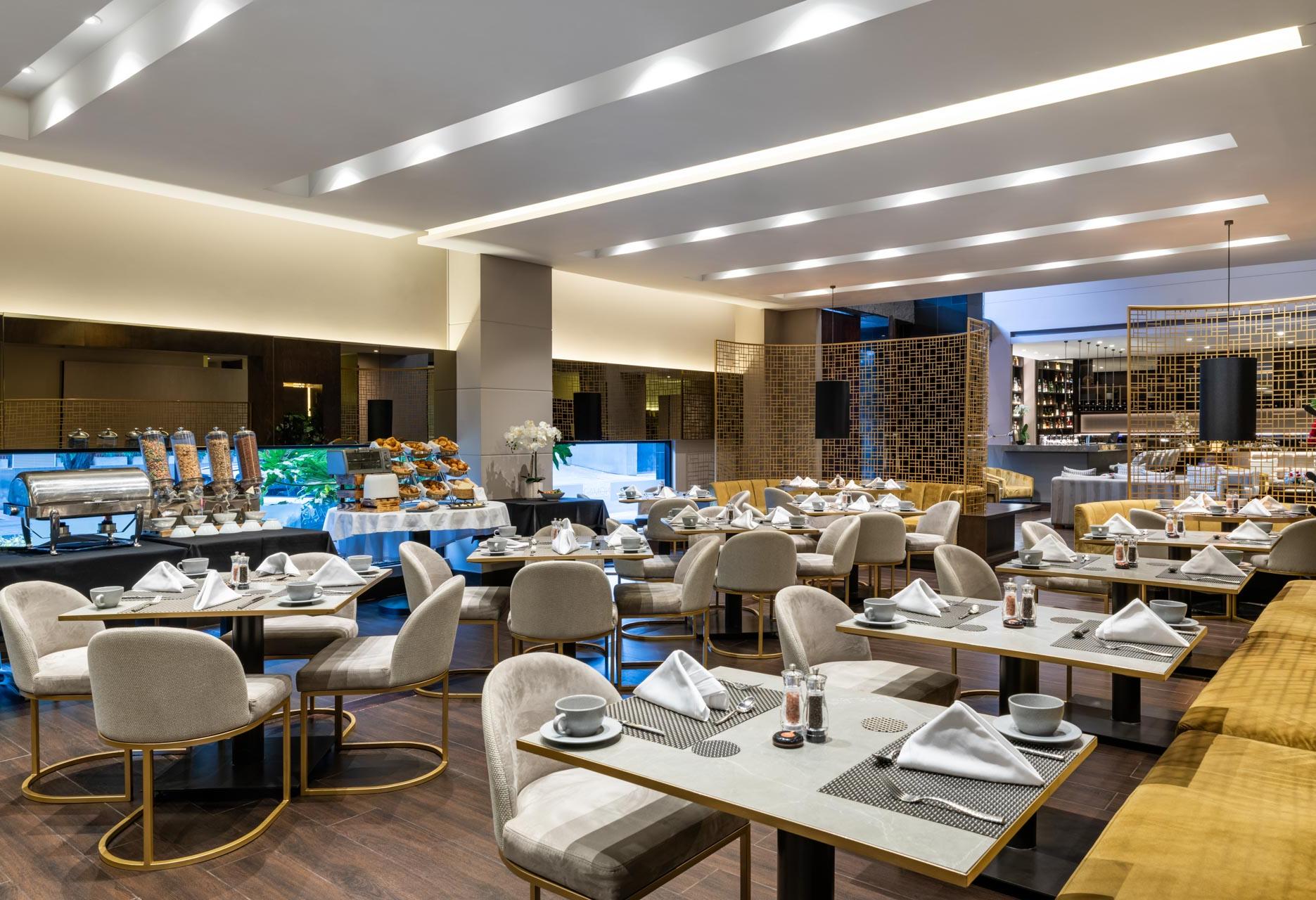 Picture of Luxury Oceanfront Suite - The Langham Residences