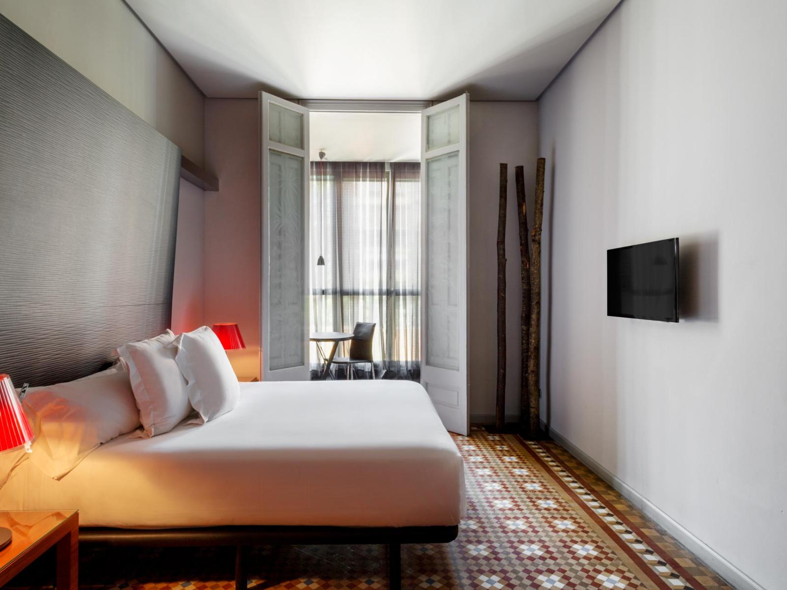 Hotel Balmes 4* Apartments