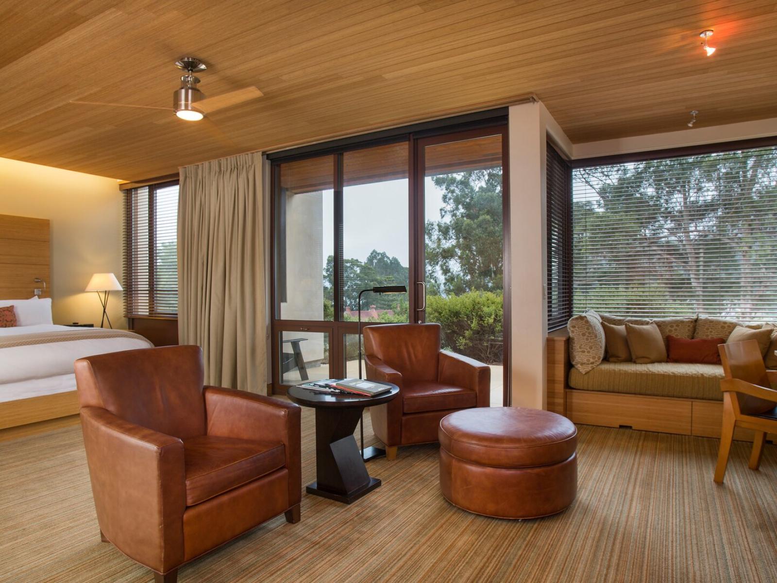 Cavallo Point: Contemporary Deluxe King Suite