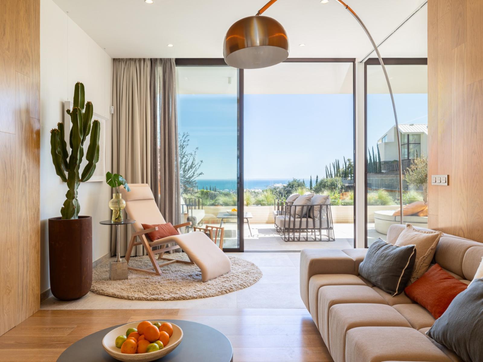 Leiro Residences Two Bedroom Suite with Jacuzzi