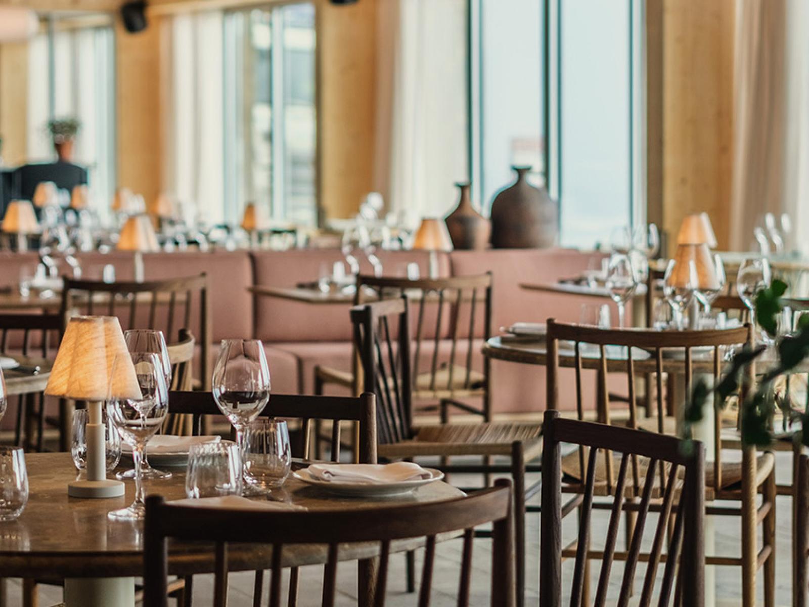 Admiral Hotel Dining